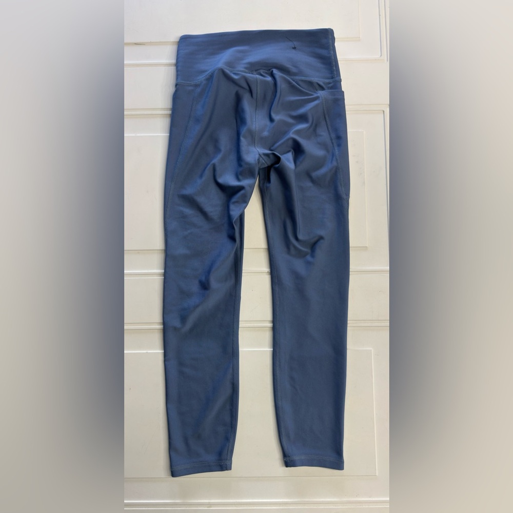 Under Armour Women’s Sz S Cropped Blue Leggings Yoga Pants Activewear - Picture 4 of 5